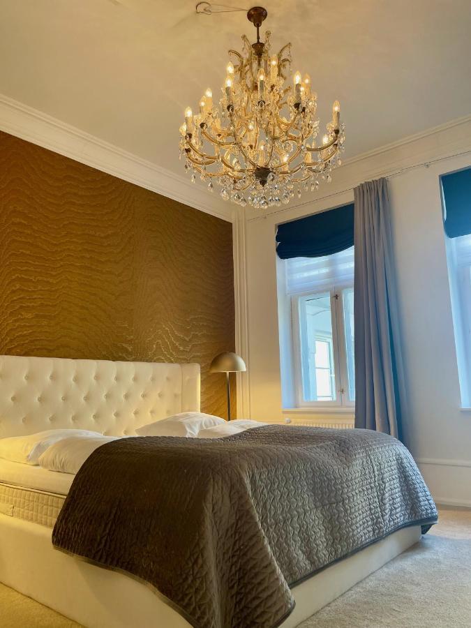 Beautiful 3 Bedroom Flat Next To The Marble Church コペンハーゲン エクステリア 写真