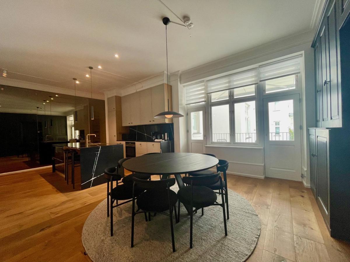 Beautiful 3 Bedroom Flat Next To The Marble Church コペンハーゲン エクステリア 写真